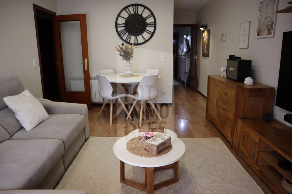 Appartement très comfortable avec place de stationnement et débarras