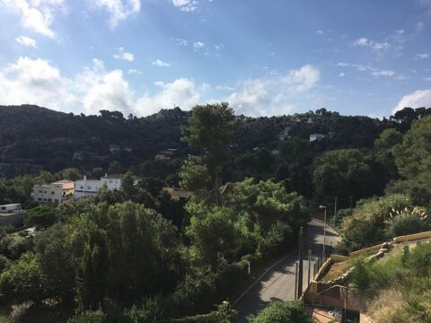 Edificio en la costa formado por 4 apartamentos 