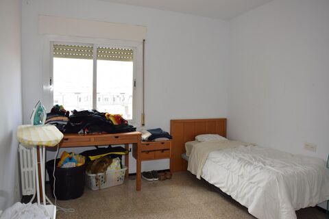 Piso de 4 habitaciones en venta en La Devesa