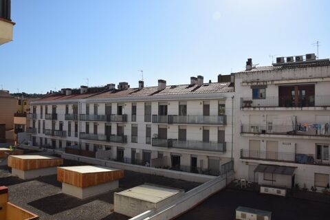 Renovated apartment in the center